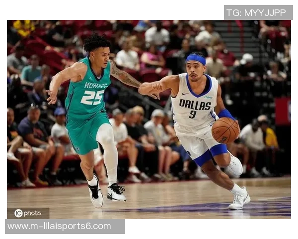 独行侠与黄蜂的激烈对决谁能在NBA赛场上笑到最后 独行侠与黄蜂的激烈对决谁能在NBA赛场上笑到最后